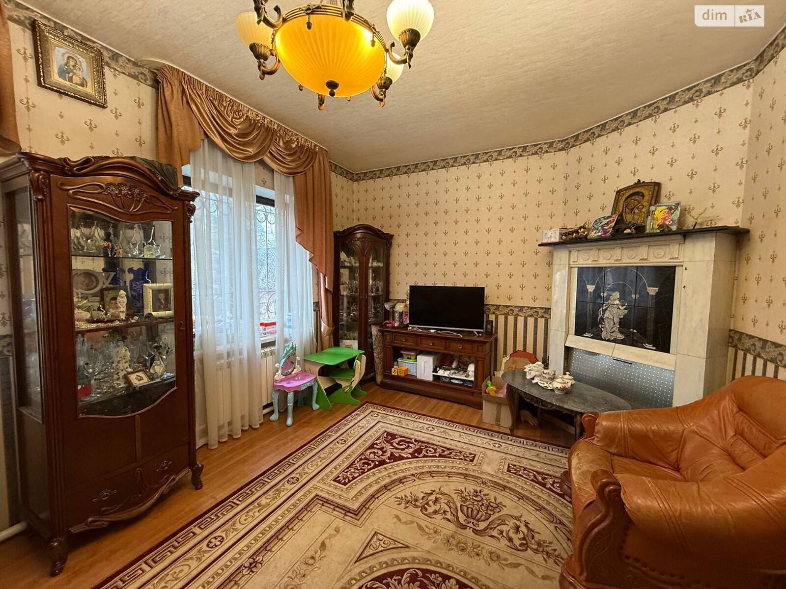трехэтажный дом с гаражом, 300.4 кв. м, кирпич. Продажа в Ворзеле фото 1 трехэтажный дом с гаражом, 300.4 кв. м, кирпич. Продажа в Ворзеле фото 1