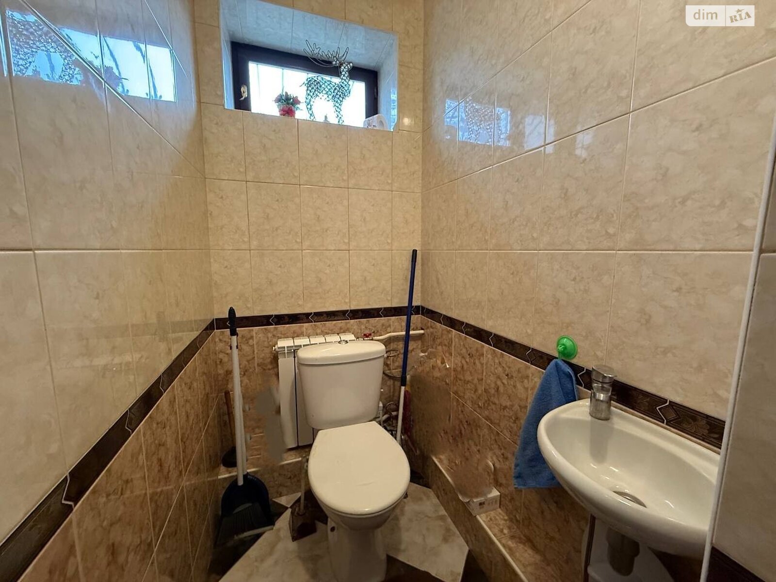 трехэтажный дом с гаражом, 300.4 кв. м, кирпич. Продажа в Ворзеле фото 1 трехэтажный дом с гаражом, 300.4 кв. м, кирпич. Продажа в Ворзеле фото 1
