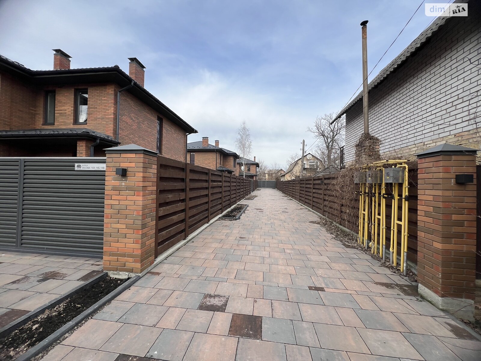двухэтажный дом, 130 кв. м, кирпич. Продажа в Ворзеле фото 1 двухэтажный дом, 130 кв. м, кирпич. Продажа в Ворзеле фото 1