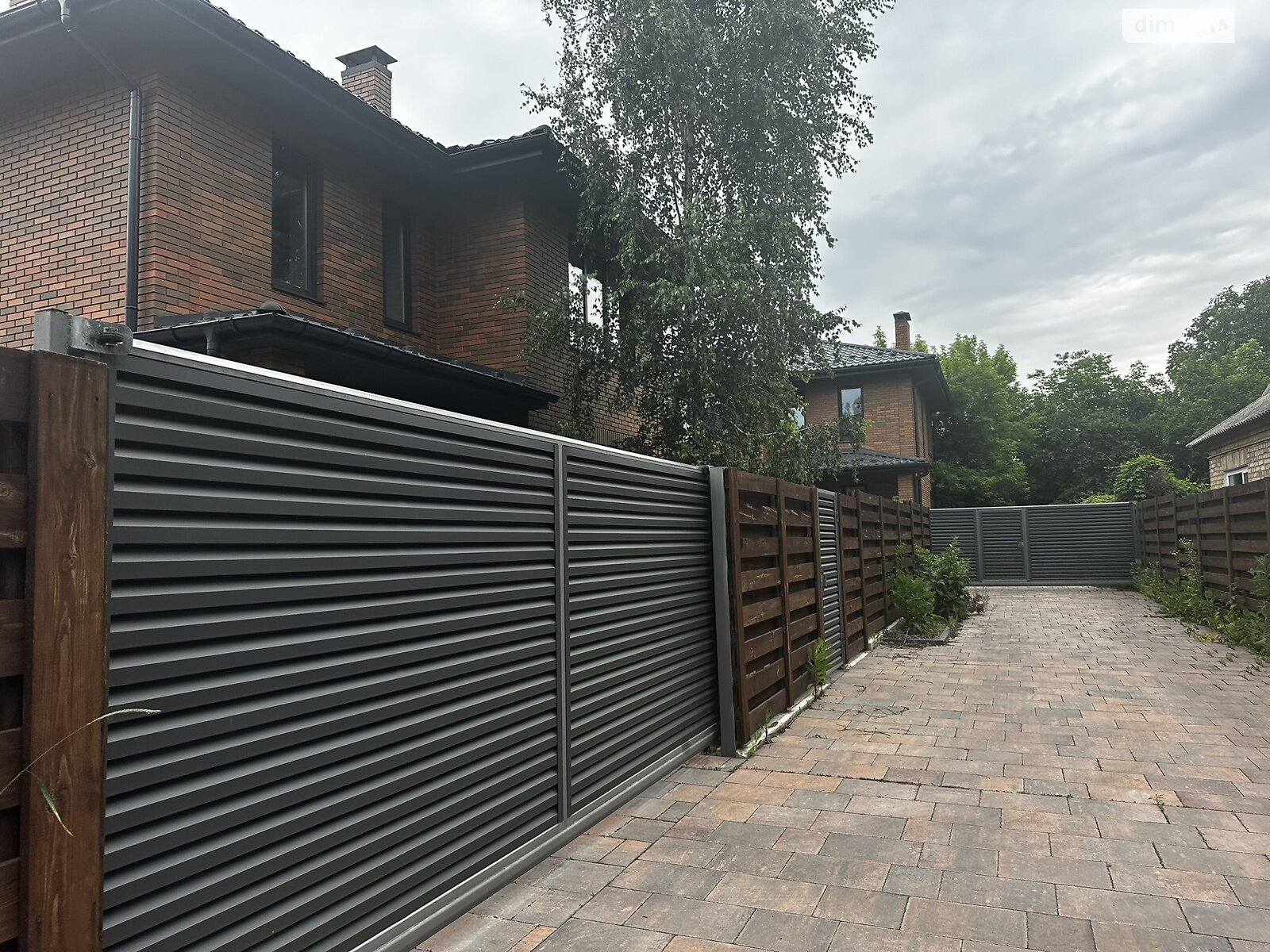двоповерховий будинок з мансардою, 130 кв. м, газобетон. Продаж у Ворзелі фото 1 двоповерховий будинок з мансардою, 130 кв. м, газобетон. Продаж у Ворзелі фото 1