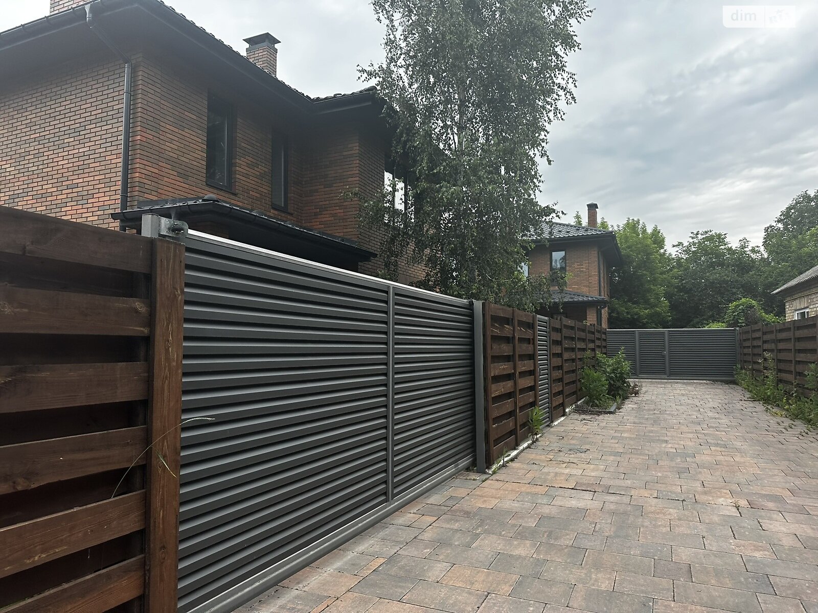 двоповерховий будинок з мансардою, 130 кв. м, газобетон. Продаж у Ворзелі фото 1 двоповерховий будинок з мансардою, 130 кв. м, газобетон. Продаж у Ворзелі фото 1