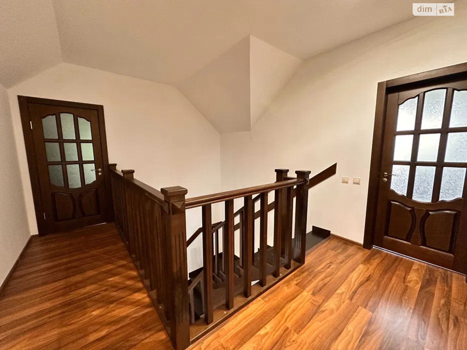 двухэтажный дом с гаражом, 220 кв. м, газобетон. Продажа в Ворзеле фото 1