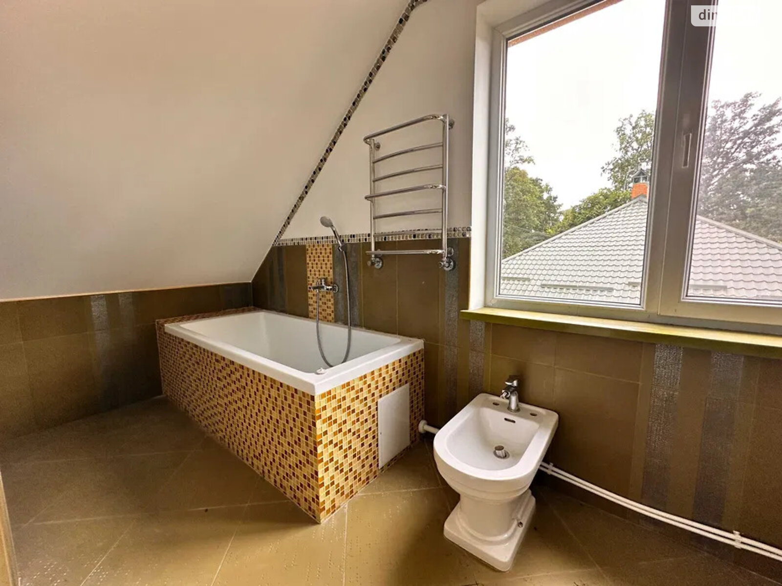 двухэтажный дом с гаражом, 220 кв. м, газобетон. Продажа в Ворзеле фото 1