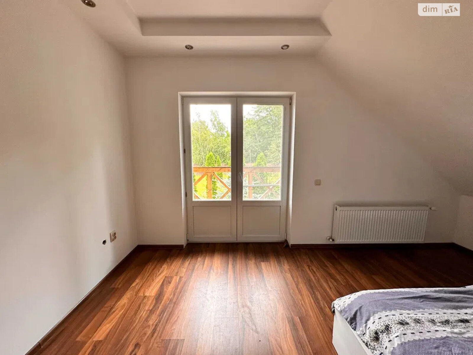 двухэтажный дом с гаражом, 220 кв. м, газобетон. Продажа в Ворзеле фото 1