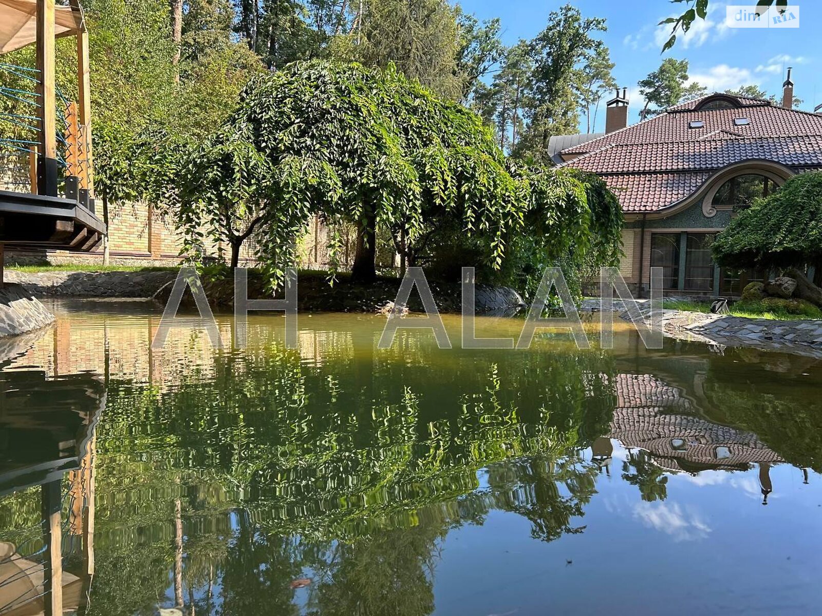 триповерховий будинок з опаленням, 1101.5 кв. м, цегла. Продаж у Ворзелі фото 1 триповерховий будинок з опаленням, 1101.5 кв. м, цегла. Продаж у Ворзелі фото 1