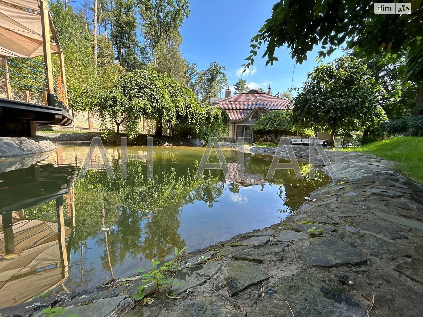 триповерховий будинок з опаленням, 1101.5 кв. м, цегла. Продаж у Ворзелі фото 1 триповерховий будинок з опаленням, 1101.5 кв. м, цегла. Продаж у Ворзелі фото 1