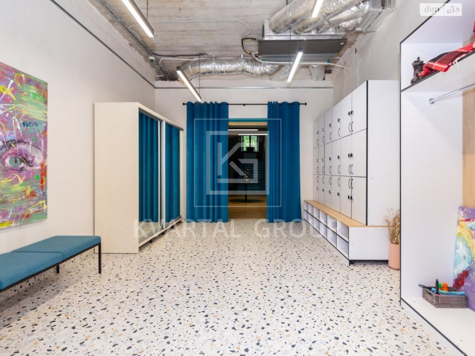 триповерховий будинок з балконом, 1101.5 кв. м, цегла. Продаж у Ворзелі фото 1