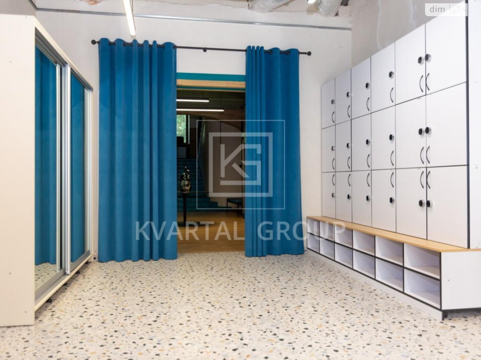 триповерховий будинок з балконом, 1101.5 кв. м, цегла. Продаж у Ворзелі фото 1