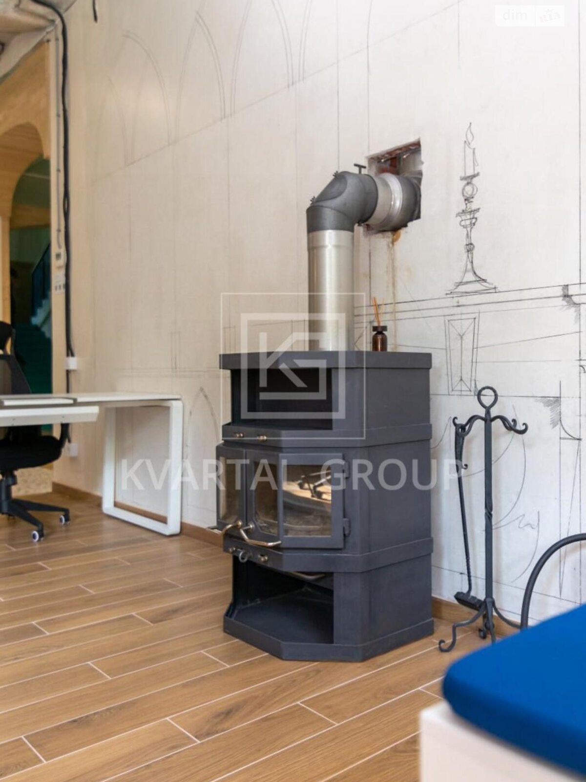 триповерховий будинок з балконом, 1101.5 кв. м, цегла. Продаж у Ворзелі фото 1