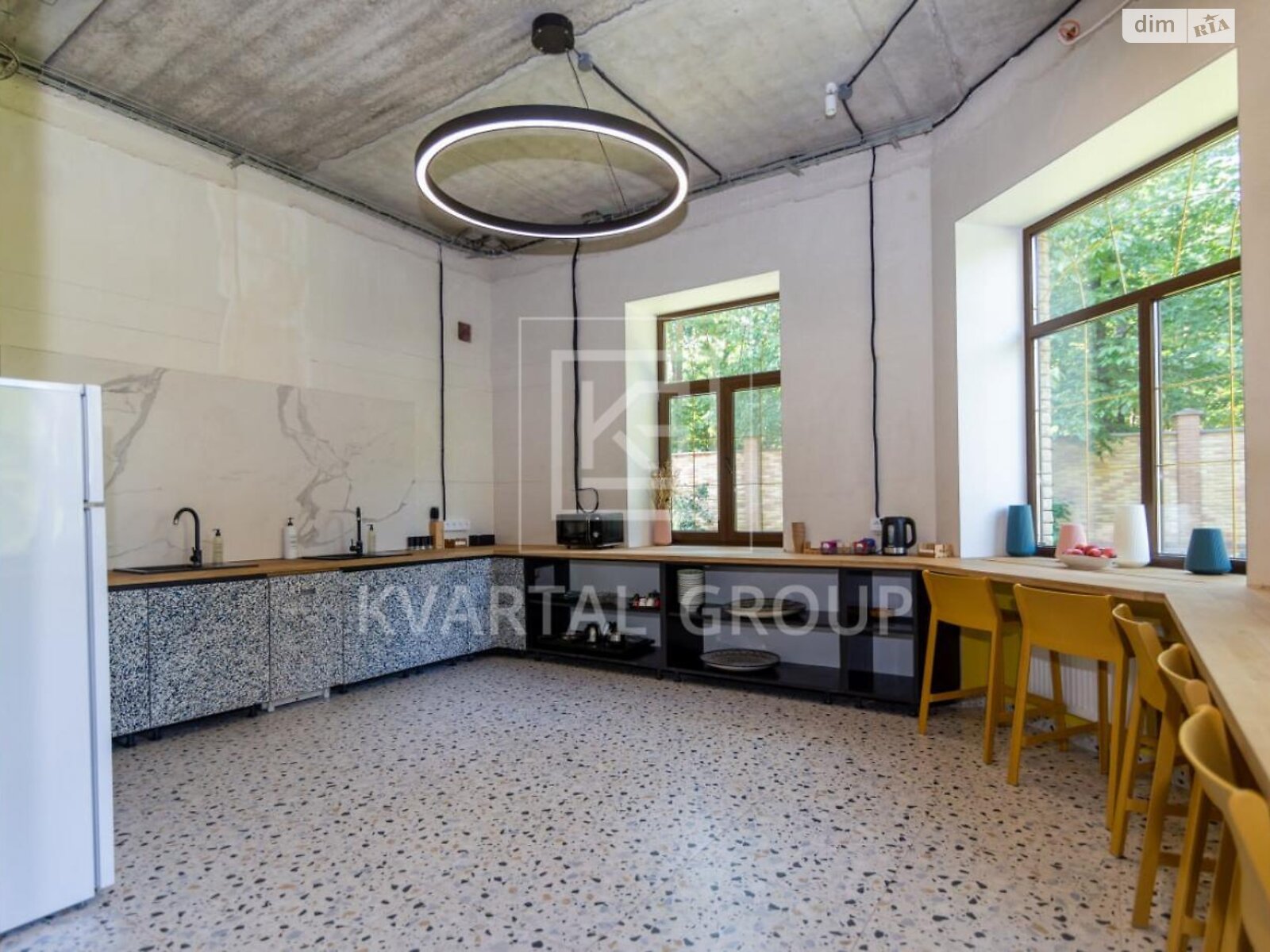 триповерховий будинок з балконом, 1101.5 кв. м, цегла. Продаж у Ворзелі фото 1