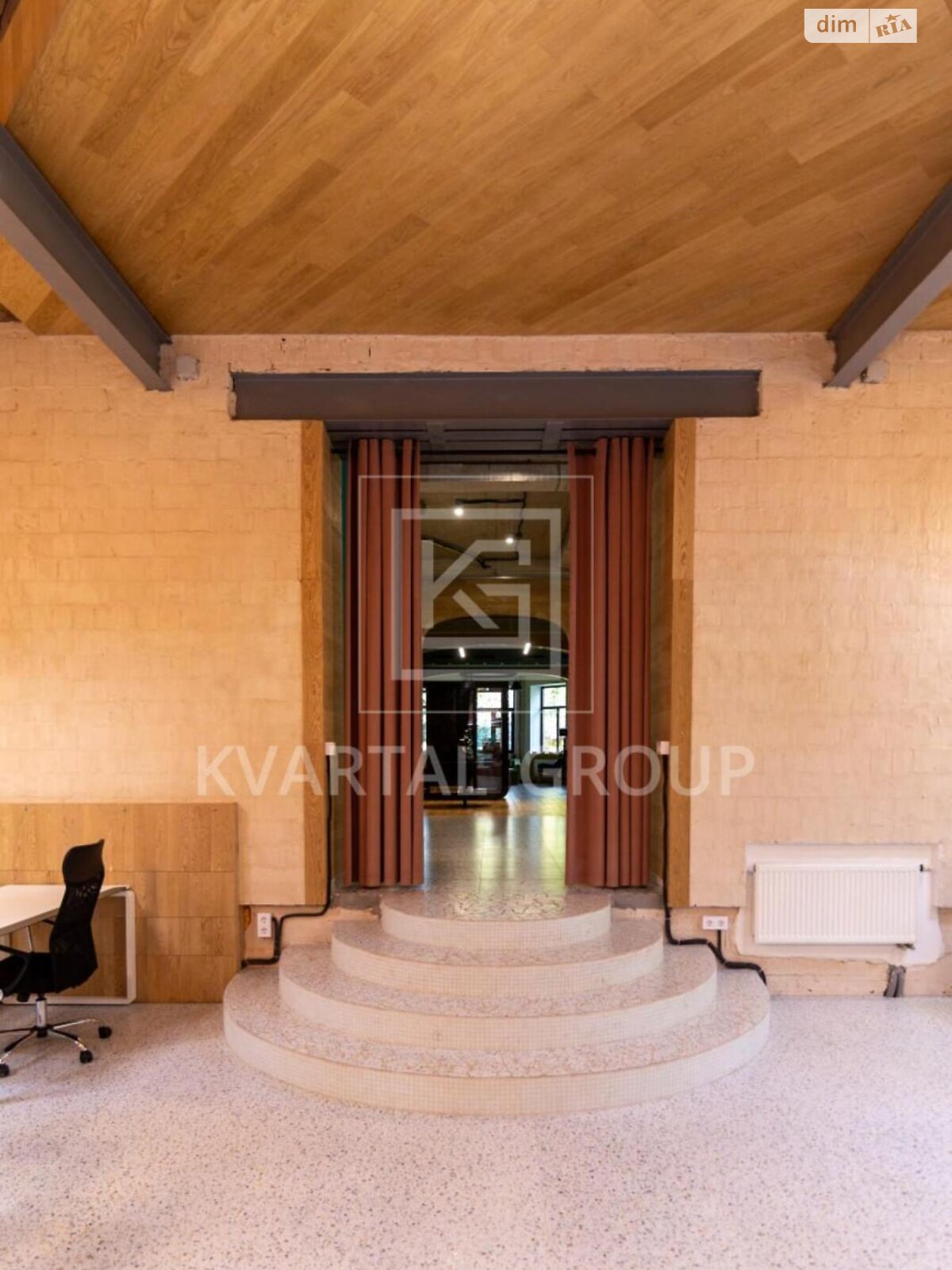 триповерховий будинок з балконом, 1101.5 кв. м, цегла. Продаж у Ворзелі фото 1