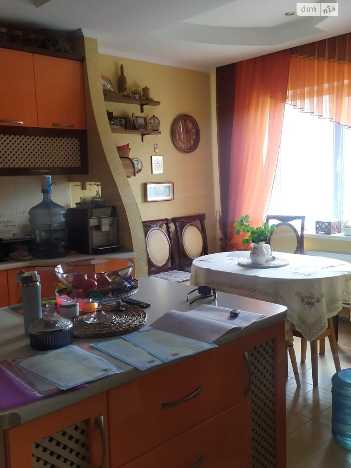 двоповерховий будинок з ремонтом, 233.8 кв. м, цегла. Продаж у Ворзелі фото 1 двоповерховий будинок з ремонтом, 233.8 кв. м, цегла. Продаж у Ворзелі фото 1