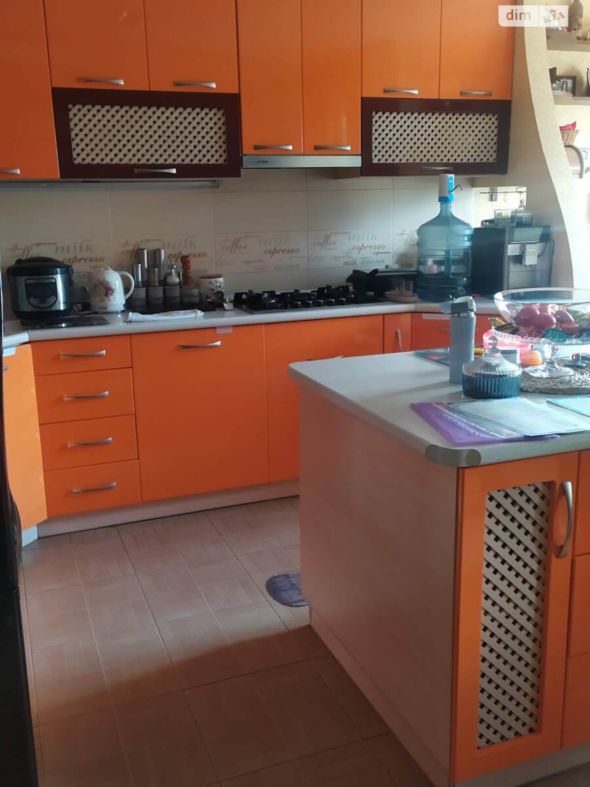 двоповерховий будинок з ремонтом, 233.8 кв. м, цегла. Продаж у Ворзелі фото 1 двоповерховий будинок з ремонтом, 233.8 кв. м, цегла. Продаж у Ворзелі фото 1