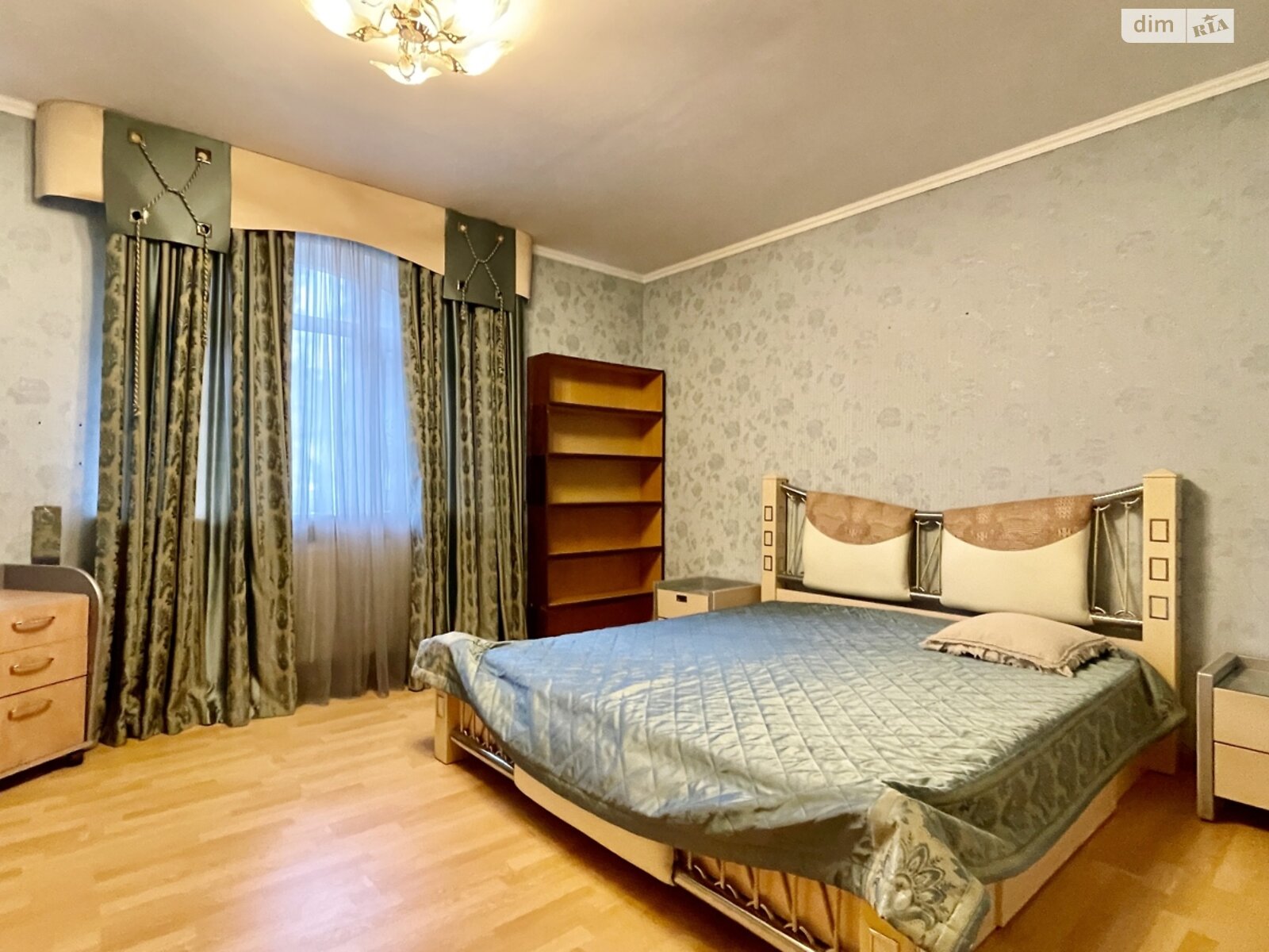 двухэтажный дом с ремонтом, 273 кв. м, газобетон. Продажа в Ворзеле фото 1