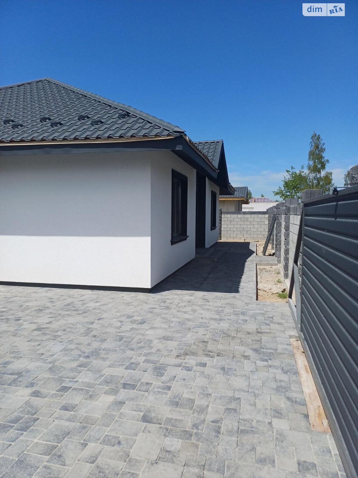 одноэтажный дом, 100 кв. м, кирпич. Продажа в Ворзеле фото 1 одноэтажный дом, 100 кв. м, кирпич. Продажа в Ворзеле фото 1