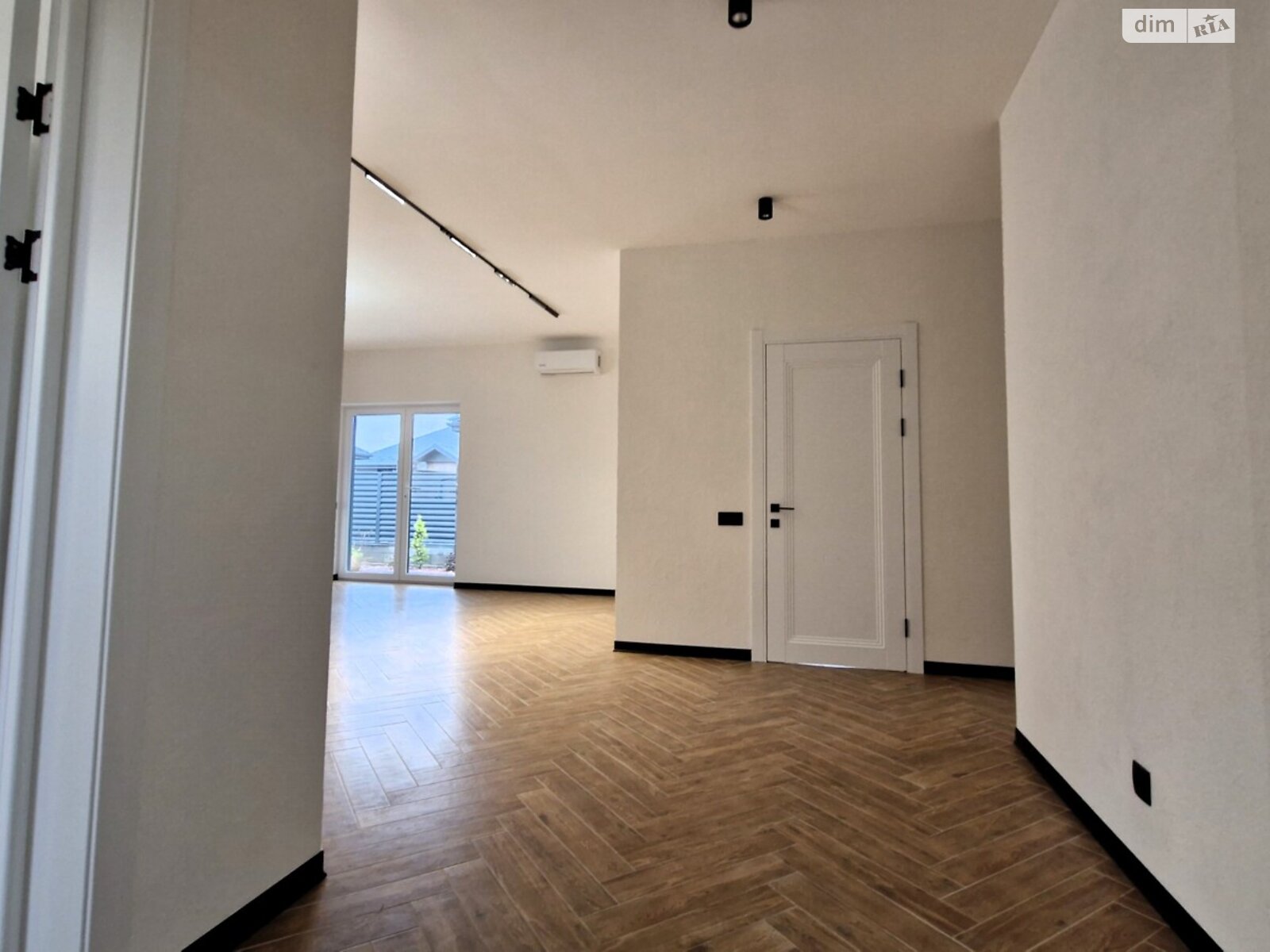 одноповерховий будинок з меблями, 100 кв. м, газобетон. Продаж у Ворзелі фото 1 одноповерховий будинок з меблями, 100 кв. м, газобетон. Продаж у Ворзелі фото 1