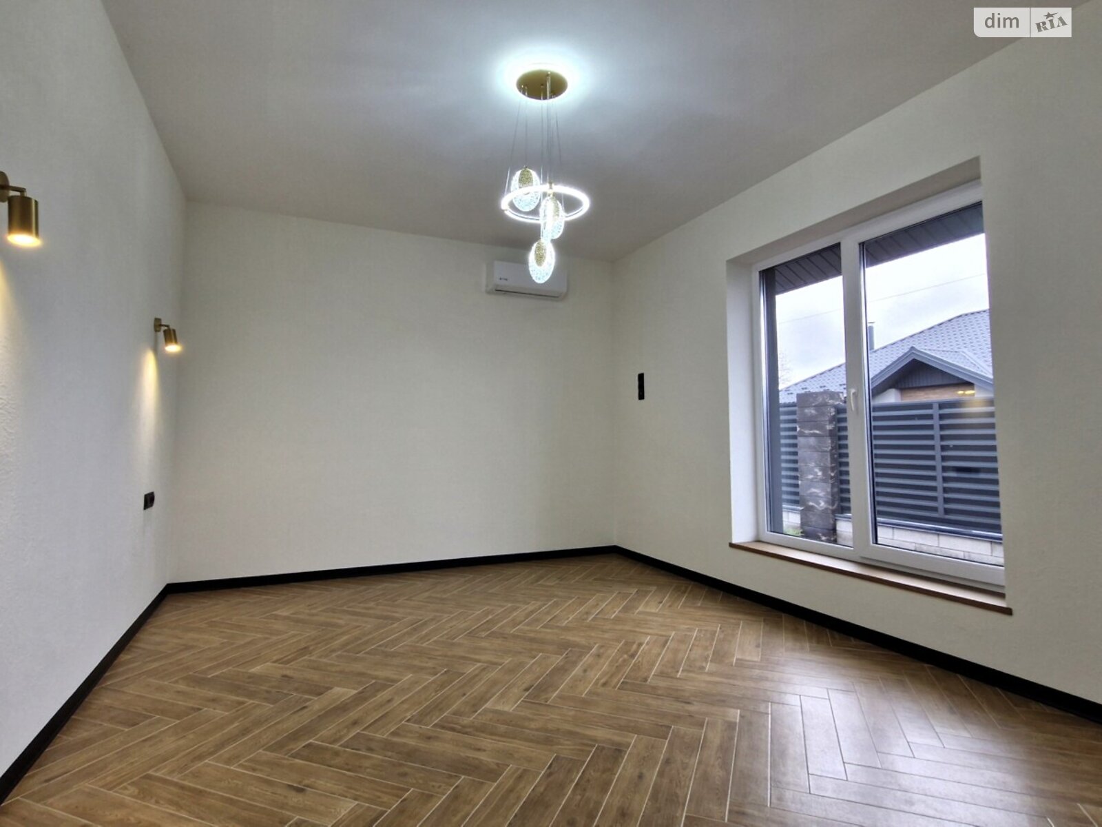 одноповерховий будинок з меблями, 100 кв. м, газобетон. Продаж у Ворзелі фото 1 одноповерховий будинок з меблями, 100 кв. м, газобетон. Продаж у Ворзелі фото 1