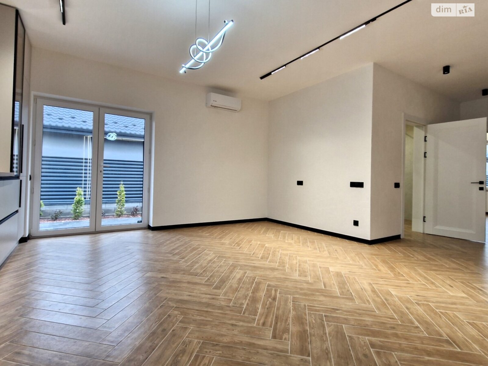 одноповерховий будинок з меблями, 100 кв. м, газобетон. Продаж у Ворзелі фото 1 одноповерховий будинок з меблями, 100 кв. м, газобетон. Продаж у Ворзелі фото 1