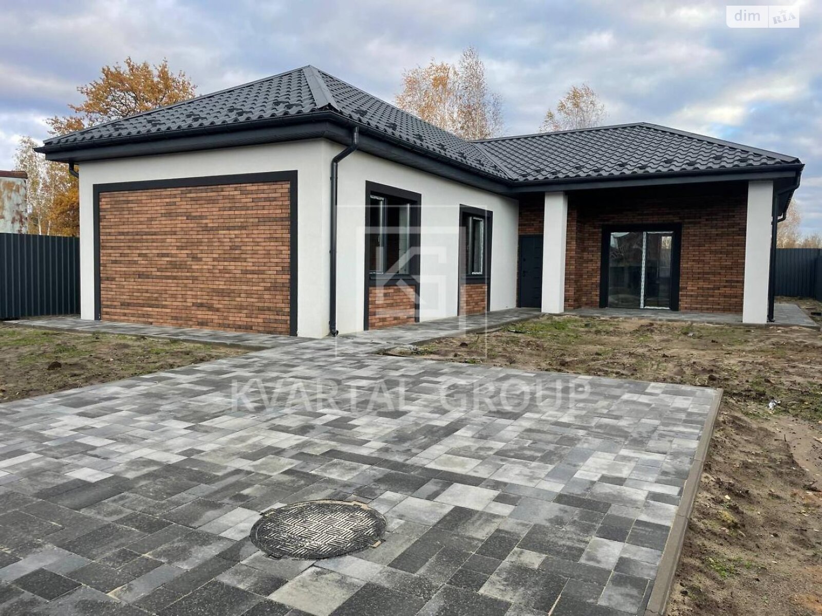 одноэтажный дом с отоплением, 125 кв. м, кирпич. Продажа в Ворзеле фото 1 одноэтажный дом с отоплением, 125 кв. м, кирпич. Продажа в Ворзеле фото 1