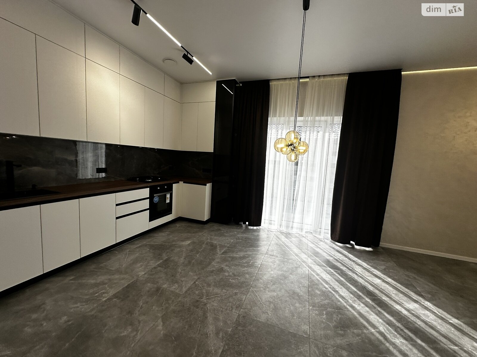 одноэтажный дом с ремонтом, 103 кв. м, кирпич. Продажа в Ворзеле фото 1