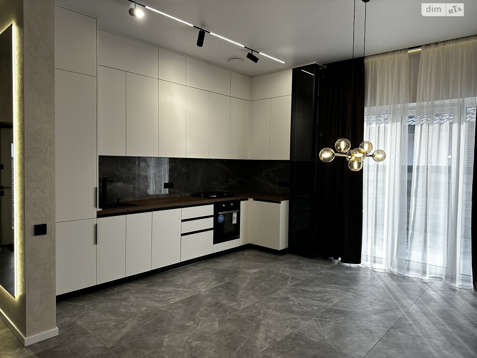 одноэтажный дом с ремонтом, 103 кв. м, кирпич. Продажа в Ворзеле фото 1