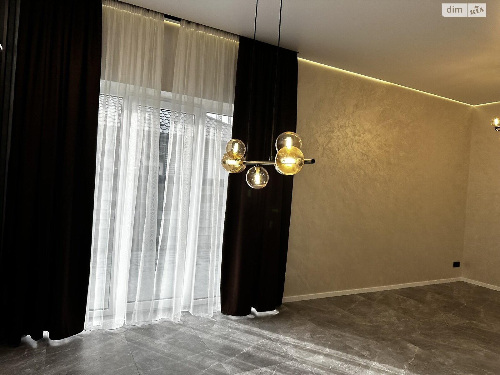 одноэтажный дом с ремонтом, 103 кв. м, кирпич. Продажа в Ворзеле фото 1