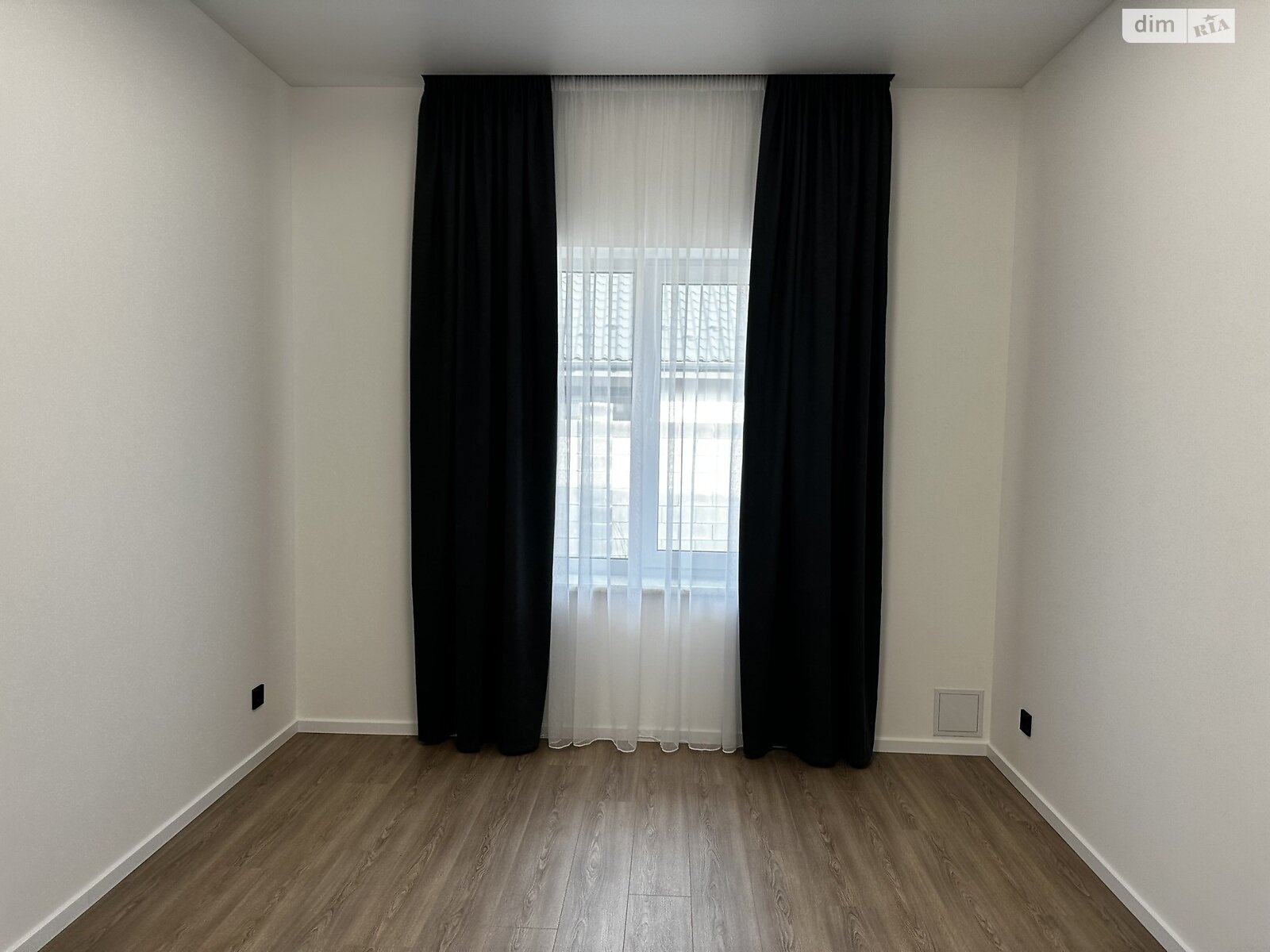 одноэтажный дом с ремонтом, 103 кв. м, кирпич. Продажа в Ворзеле фото 1