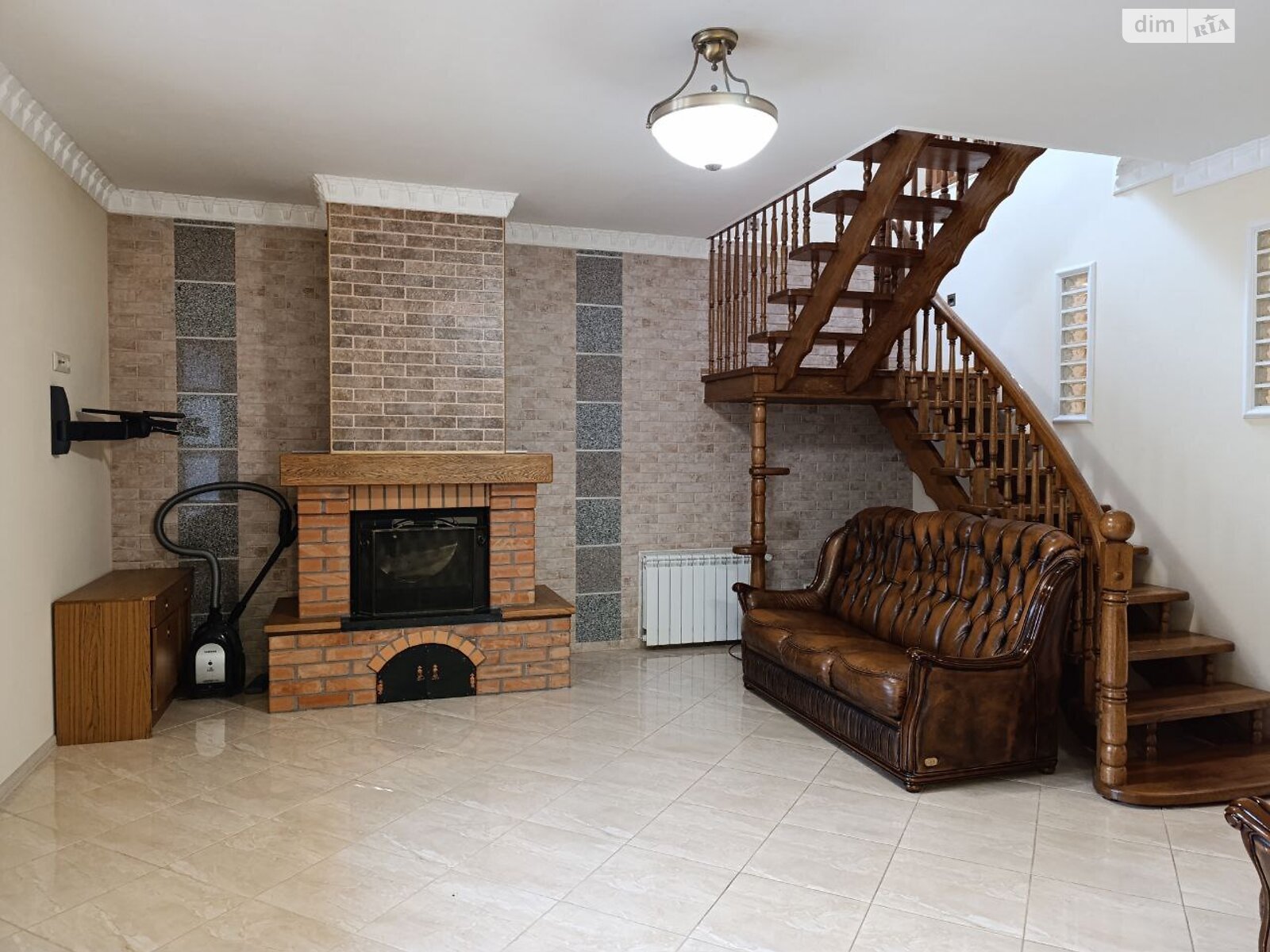 двоповерховий будинок з балконом, 205.1 кв. м, цегла. Продаж у Ворзелі фото 1 двоповерховий будинок з балконом, 205.1 кв. м, цегла. Продаж у Ворзелі фото 1