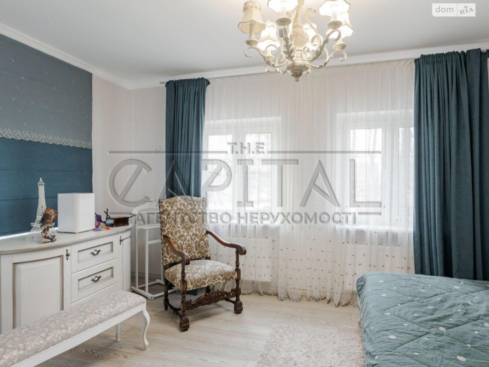 трехэтажный дом, 300 кв. м, кирпич. Продажа в Ворзеле фото 1