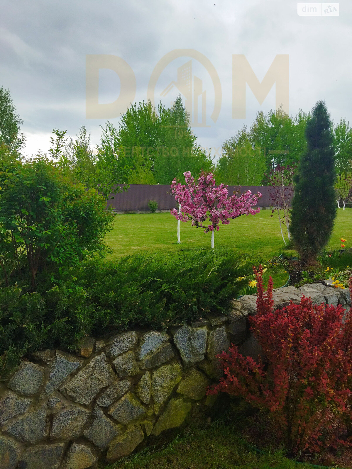 двухэтажный дом с балконом, 370.1 кв. м, керамический кирпич. Продажа в Михайловке-Рубежовке фото 1