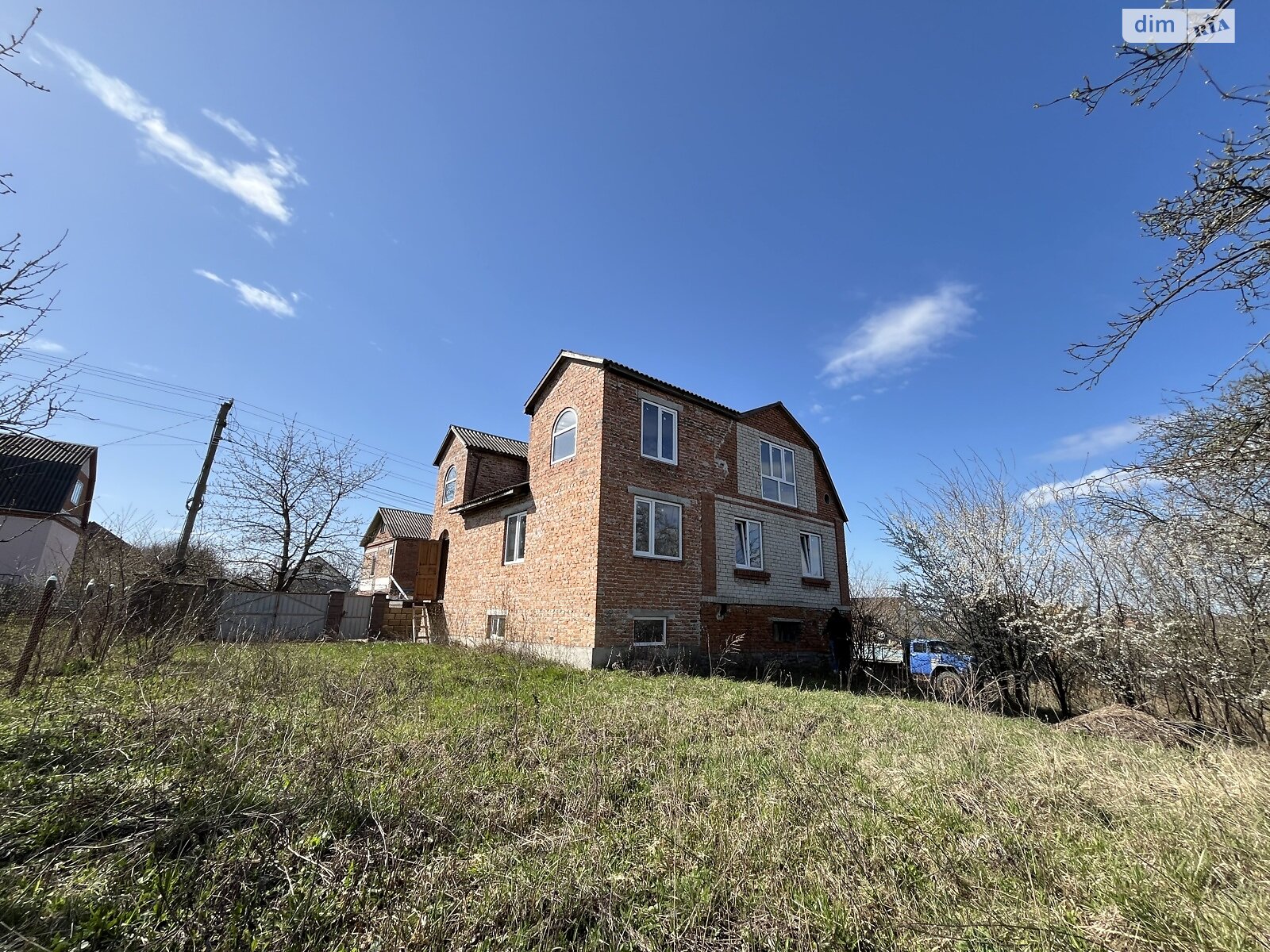 двухэтажный дом, 206 кв. м, кирпич. Продажа в Выдровые Долы фото 1 двухэтажный дом, 206 кв. м, кирпич. Продажа в Выдровые Долы фото 1