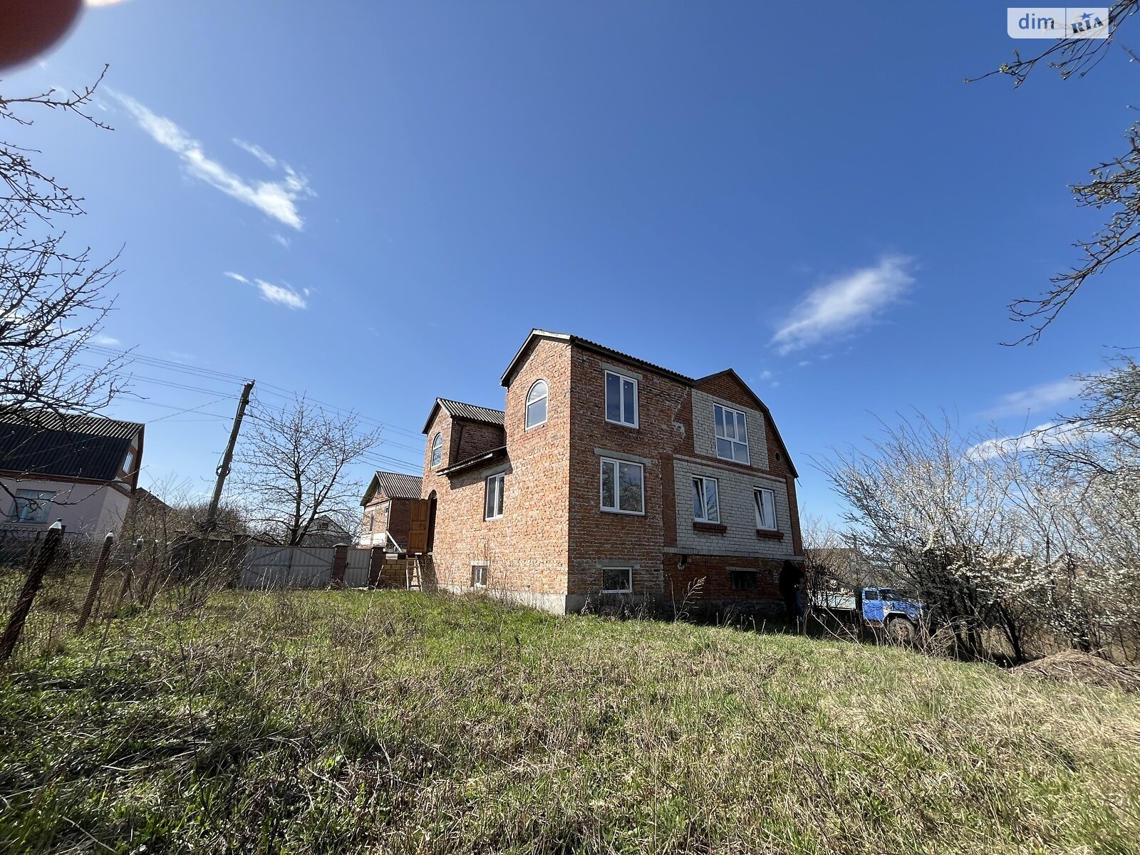 двухэтажный дом, 206 кв. м, кирпич. Продажа в Выдровые Долы фото 1 двухэтажный дом, 206 кв. м, кирпич. Продажа в Выдровые Долы фото 1
