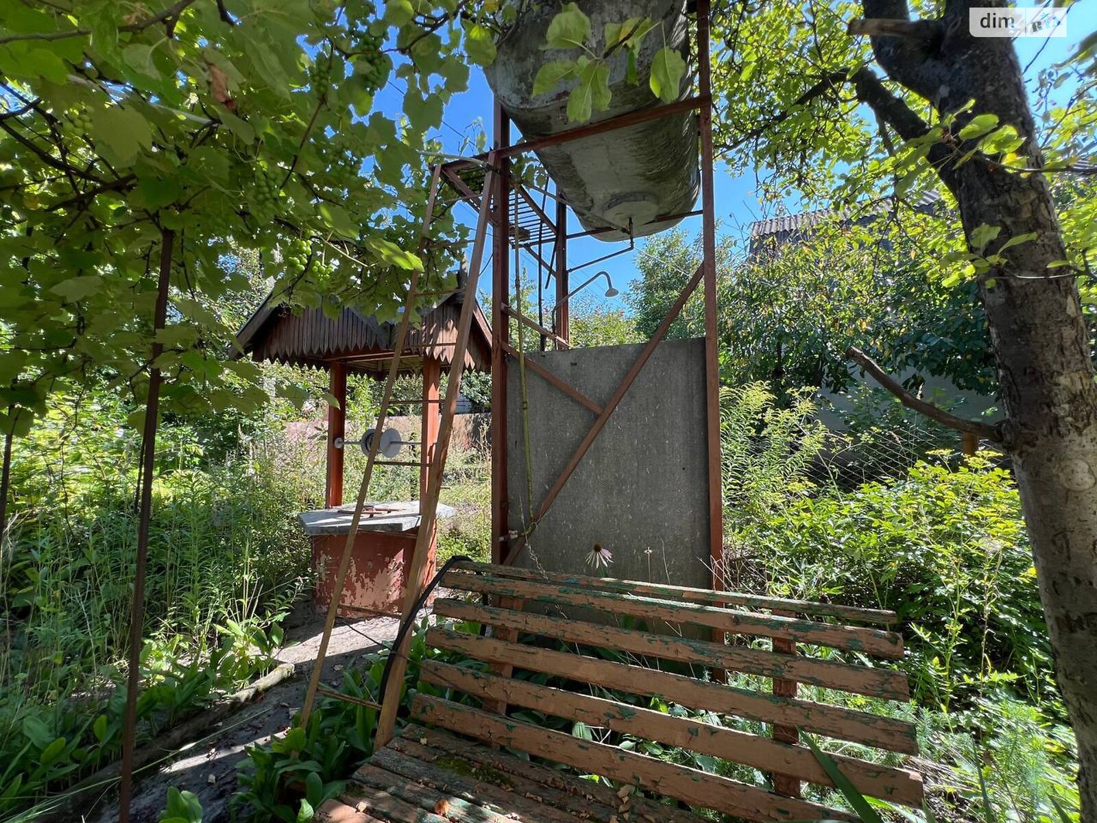 двухэтажный дом с гаражом, 109 кв. м, кирпич. Продажа в Выдровые Долы фото 1