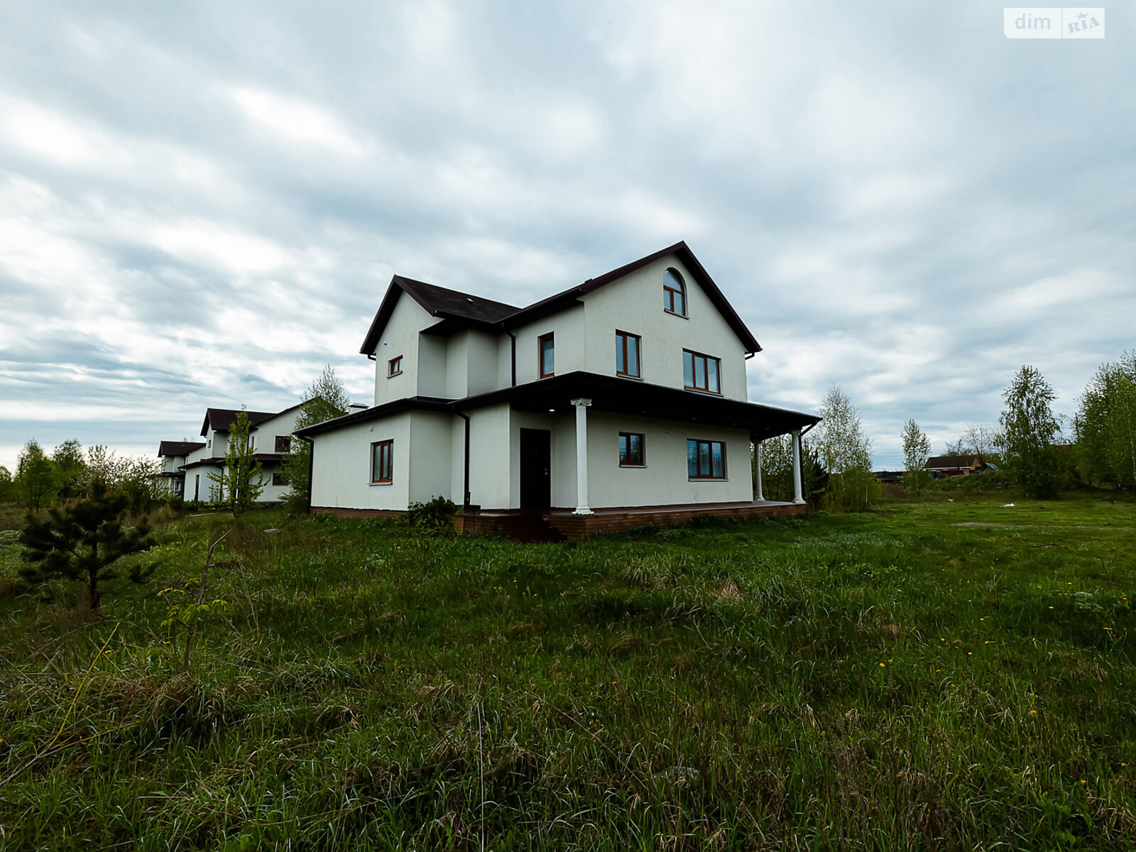 двоповерховий будинок з ремонтом, 247.7 кв. м, цегла. Продаж у Вишеграді фото 1 двоповерховий будинок з ремонтом, 247.7 кв. м, цегла. Продаж у Вишеграді фото 1