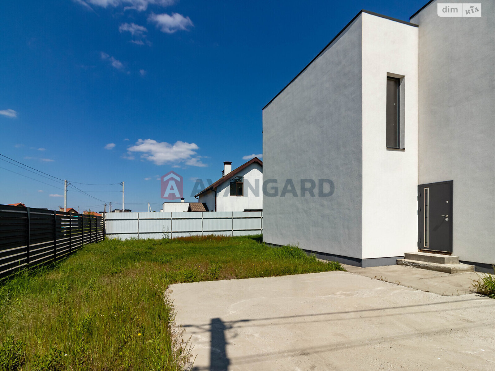 двоповерховий будинок, 296 кв. м, кирпич. Продаж у Осещині фото 1