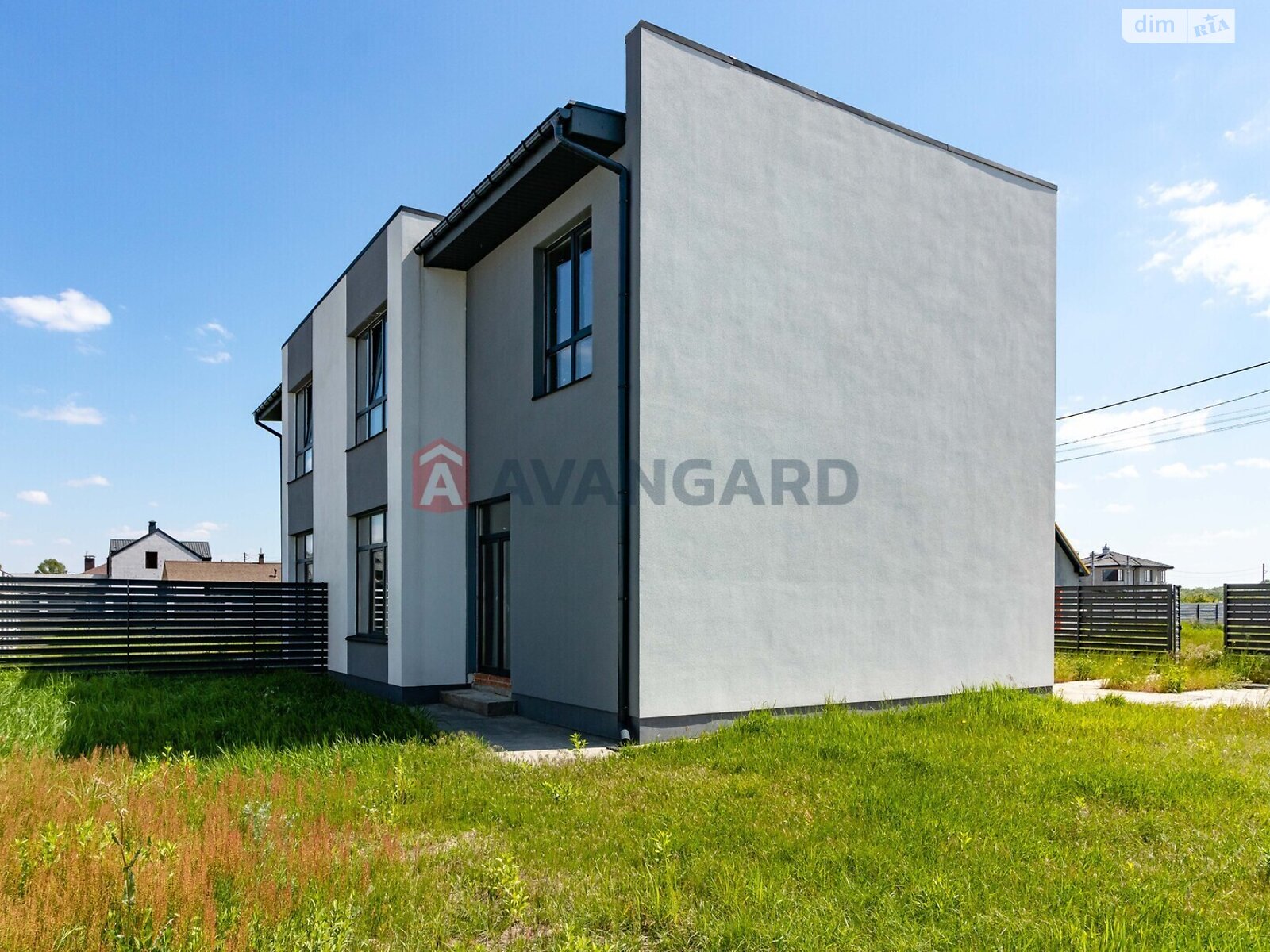 двоповерховий будинок, 296 кв. м, кирпич. Продаж у Осещині фото 1
