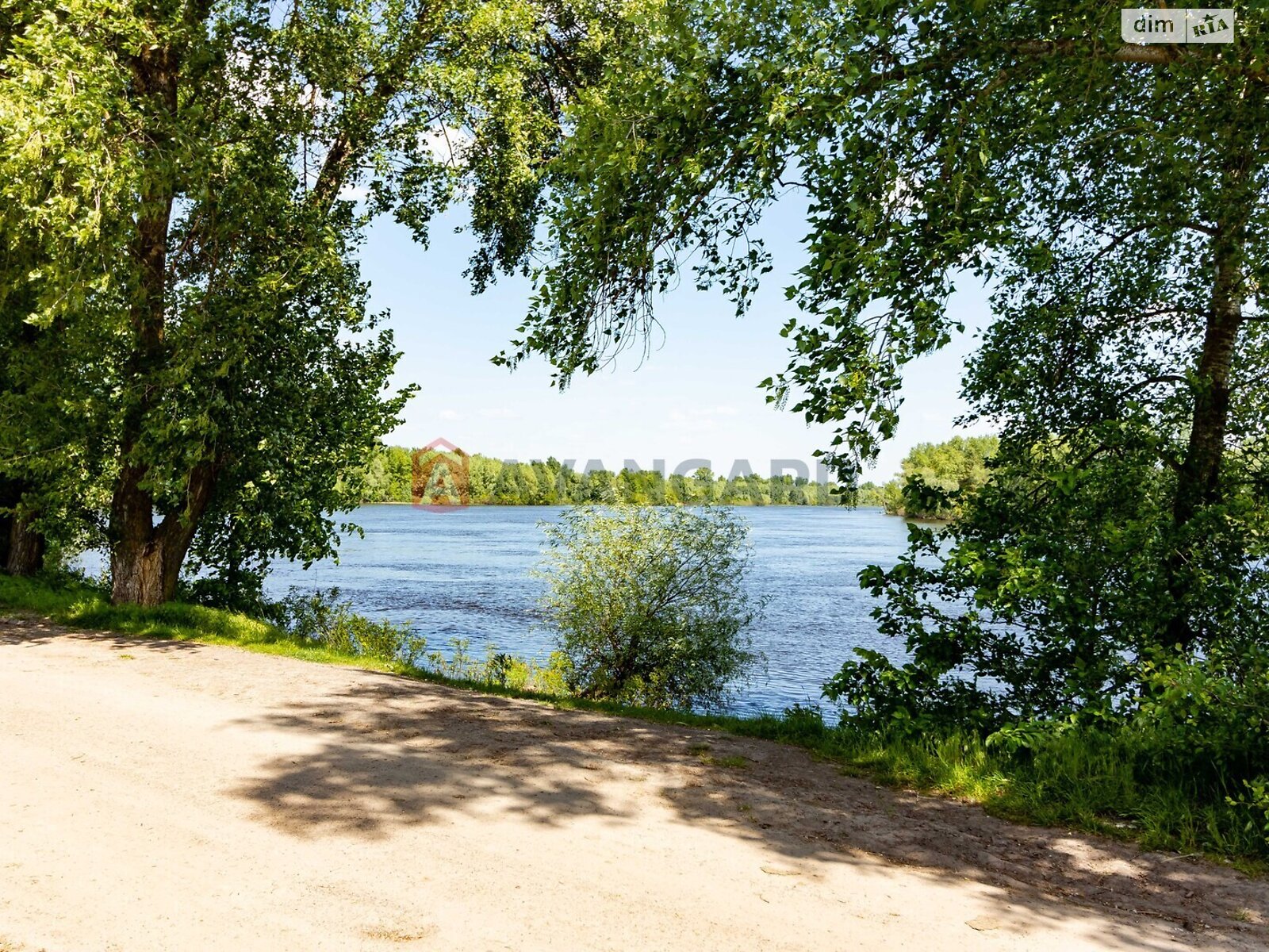 двоповерховий будинок, 296 кв. м, кирпич. Продаж у Осещині фото 1