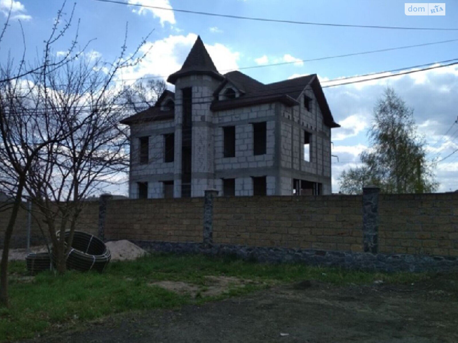 трехэтажный дом, 200 кв. м, кирпич. Продажа в Хотяновке фото 1 трехэтажный дом, 200 кв. м, кирпич. Продажа в Хотяновке фото 1