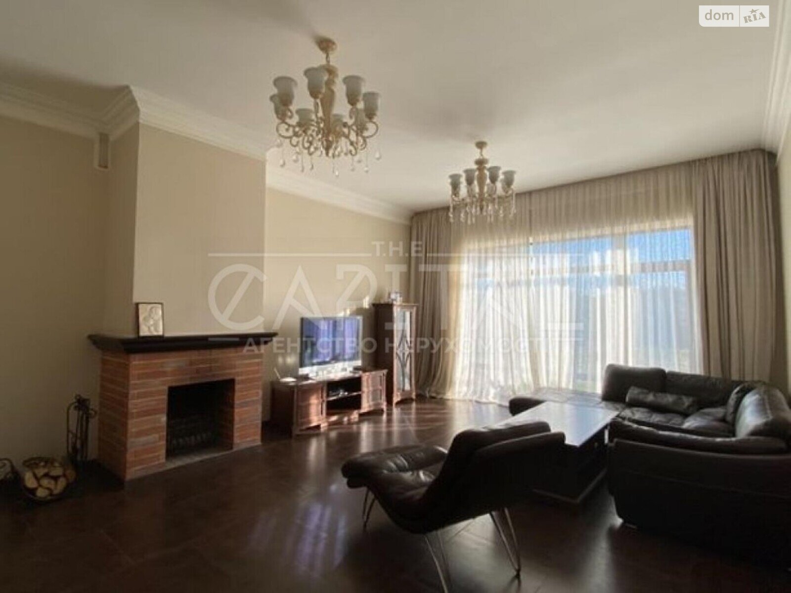 триповерховий будинок, 420 кв. м, цегла. Продаж у Лебедівці фото 1 триповерховий будинок, 420 кв. м, цегла. Продаж у Лебедівці фото 1