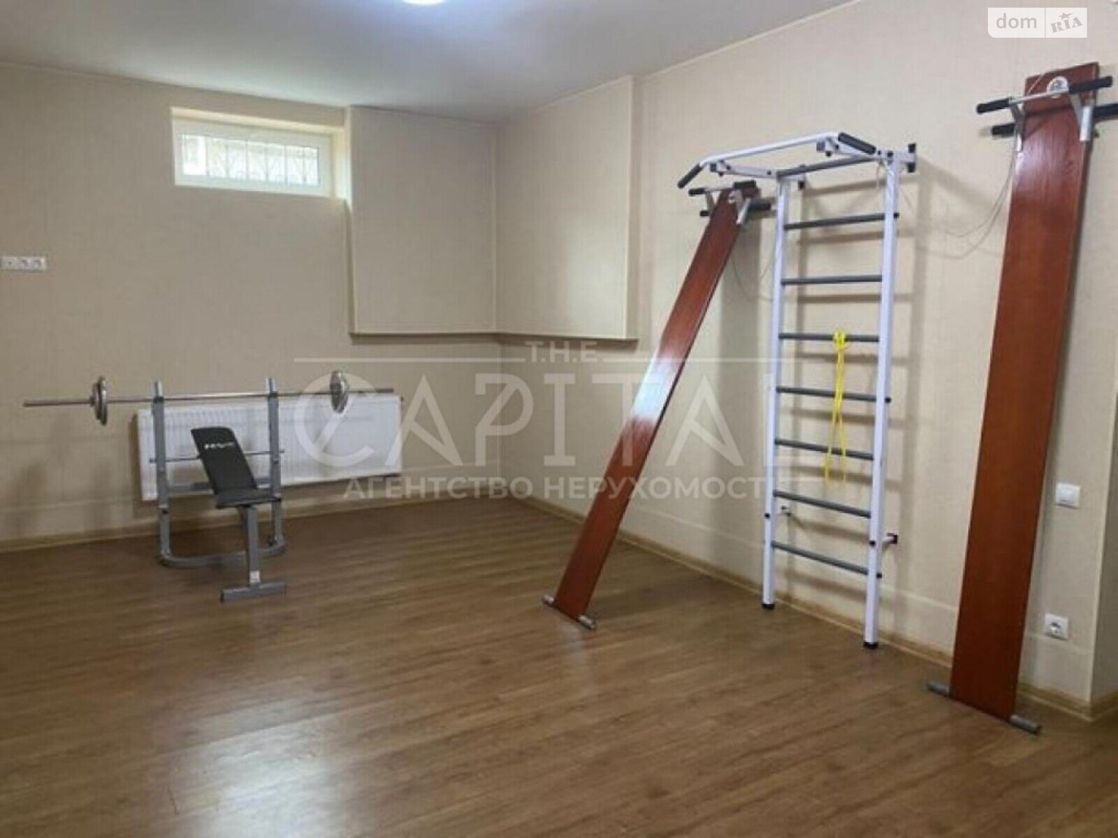 триповерховий будинок, 420 кв. м, цегла. Продаж у Лебедівці фото 1 триповерховий будинок, 420 кв. м, цегла. Продаж у Лебедівці фото 1
