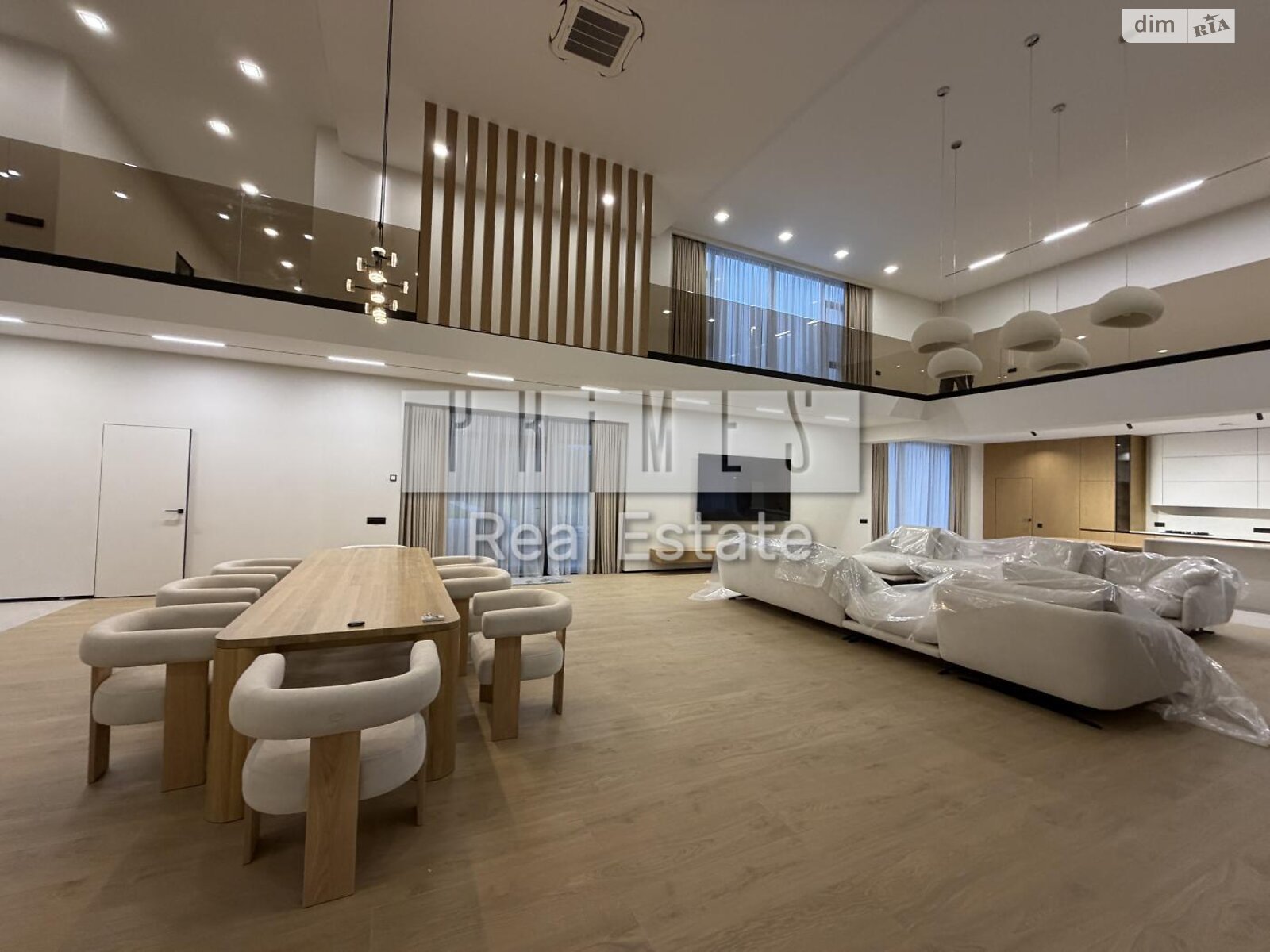 двухэтажный дом с гаражом, 1200 кв. м, кирпич. Продажа в Вышгороде район Межигорья фото 1 двухэтажный дом с гаражом, 1200 кв. м, кирпич. Продажа в Вышгороде район Межигорья фото 1