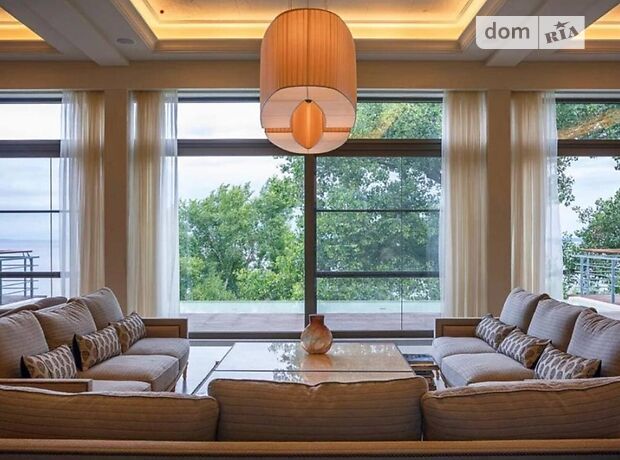 трехэтажный дом с садом, 1574 кв. м, керамический блок. Продажа в Новых Петровцах (Киевская обл.) фото 1 трехэтажный дом с садом, 1574 кв. м, керамический блок. Продажа в Новых Петровцах (Киевская обл.) фото 1