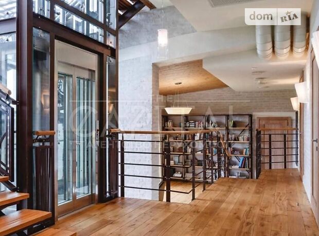 трехэтажный дом, 1600 кв. м, кирпич. Продажа в Новых Петровцах (Киевская обл.) фото 1 трехэтажный дом, 1600 кв. м, кирпич. Продажа в Новых Петровцах (Киевская обл.) фото 1