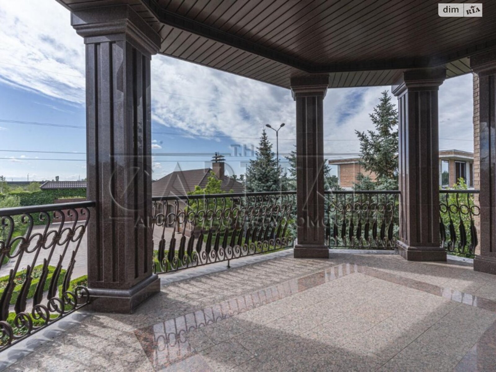 двоповерховий будинок бесідка, 503 кв. м, цегла. Продаж у Осещині фото 1 двоповерховий будинок бесідка, 503 кв. м, цегла. Продаж у Осещині фото 1