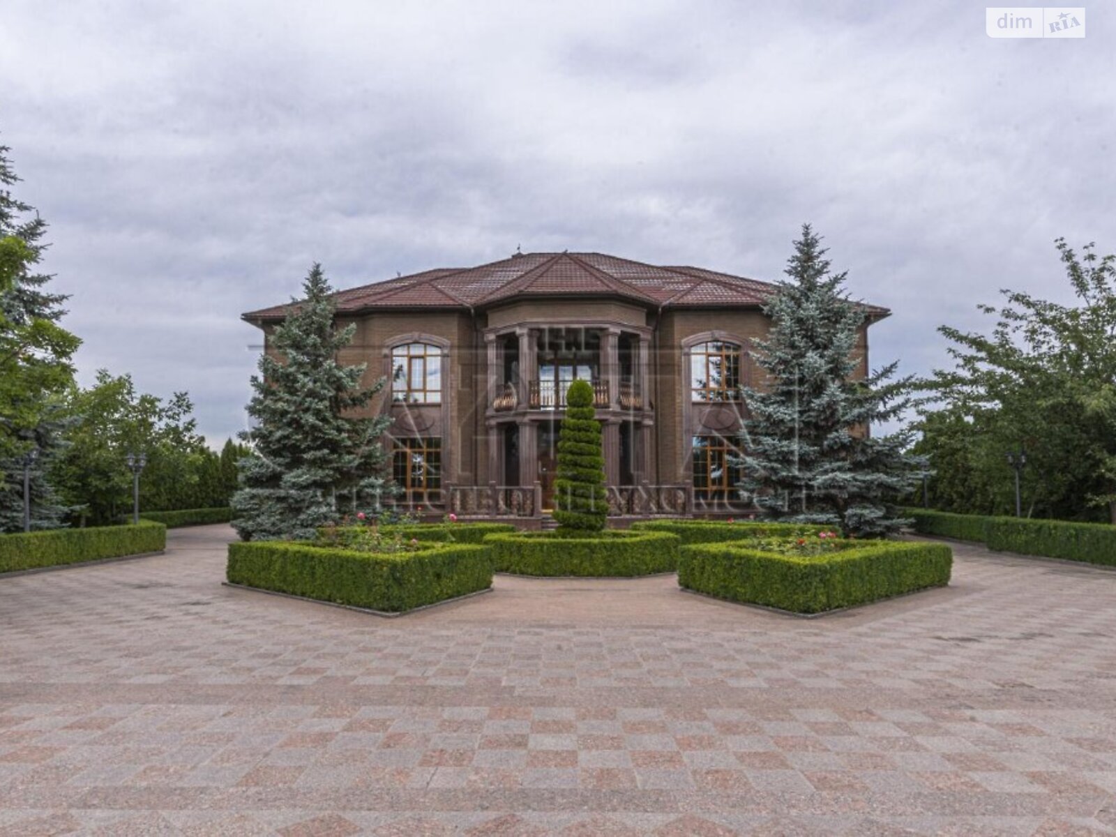 двоповерховий будинок бесідка, 503 кв. м, цегла. Продаж у Осещині фото 1 двоповерховий будинок бесідка, 503 кв. м, цегла. Продаж у Осещині фото 1