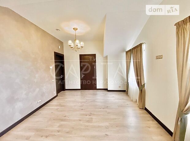 двухэтажный дом с камином, 1000 кв. м, кирпич. Продажа в Старых Петровцах (Киевская обл.) фото 1 двухэтажный дом с камином, 1000 кв. м, кирпич. Продажа в Старых Петровцах (Киевская обл.) фото 1