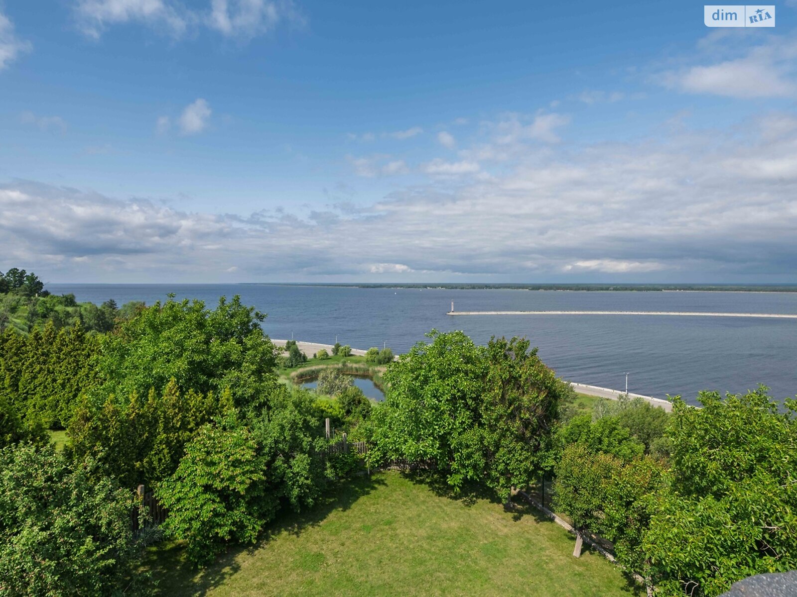 двоповерховий будинок з опаленням, 1035 кв. м, цегла. Продаж в Вишгороді, район Вишгород фото 1 двоповерховий будинок з опаленням, 1035 кв. м, цегла. Продаж в Вишгороді, район Вишгород фото 1