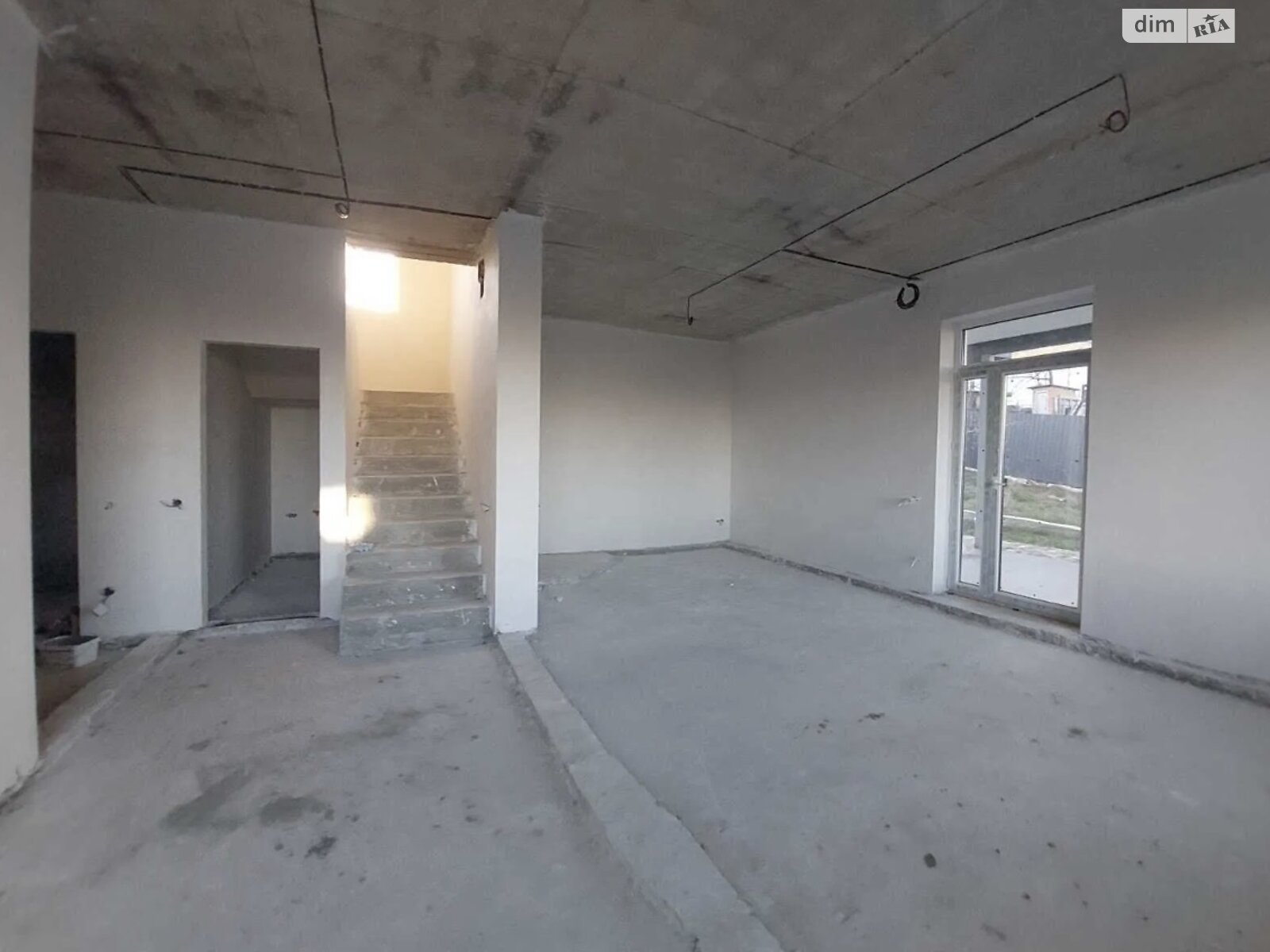 двухэтажный дом с балконом, 180 кв. м, газобетон. Продажа в Вышгороде район Вышгород фото 1