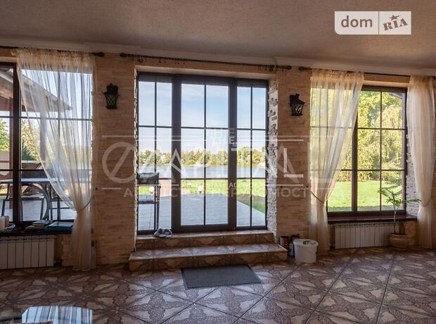 трехэтажный дом с камином, 450 кв. м, кирпич. Продажа в Вышгороде район Вышгород фото 1 трехэтажный дом с камином, 450 кв. м, кирпич. Продажа в Вышгороде район Вышгород фото 1