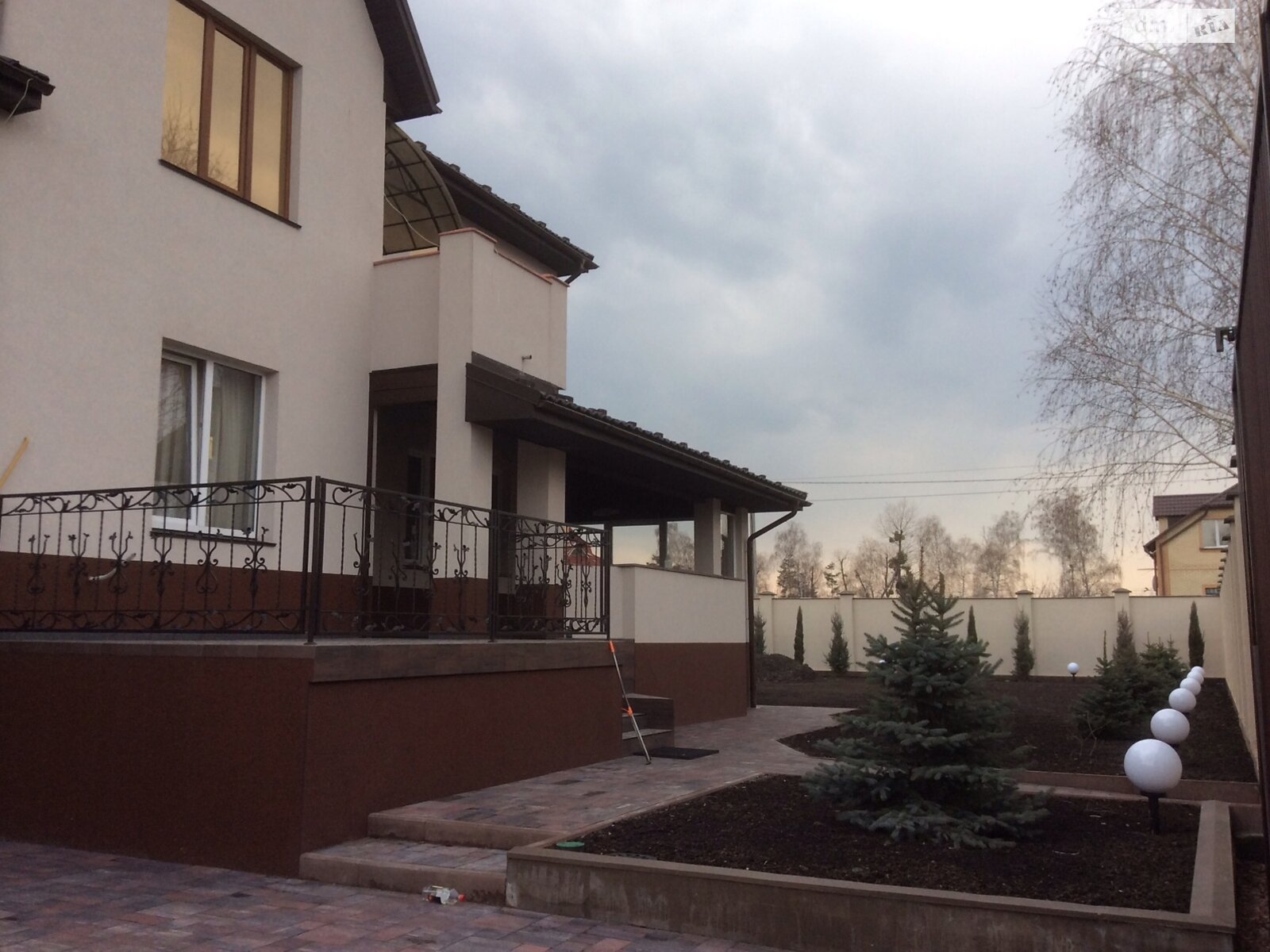 двухэтажный дом с верандой, 350 кв. м, пеноблок. Продажа в Вышгороде район Вышгород фото 1